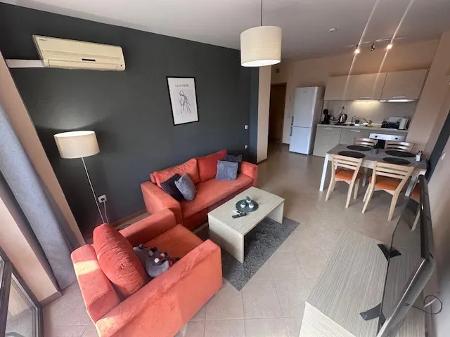 Двухкомнатная квартира в комплексе Royal Sun