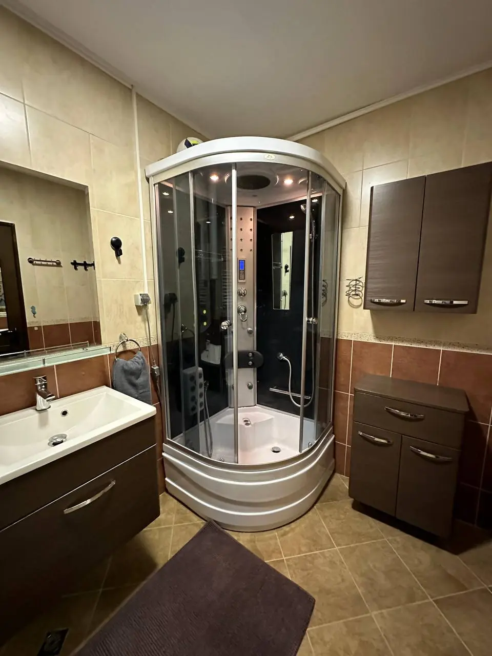 Трехкомнатная квартира в комплексе Sea Breeze