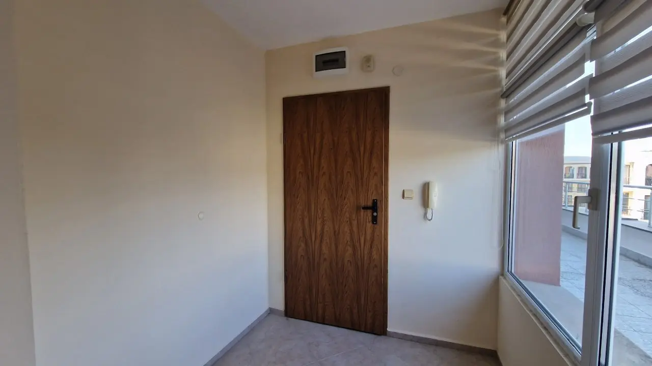 Тристаен апартамент в Panorama Fort Beach — 99 м², първи етаж