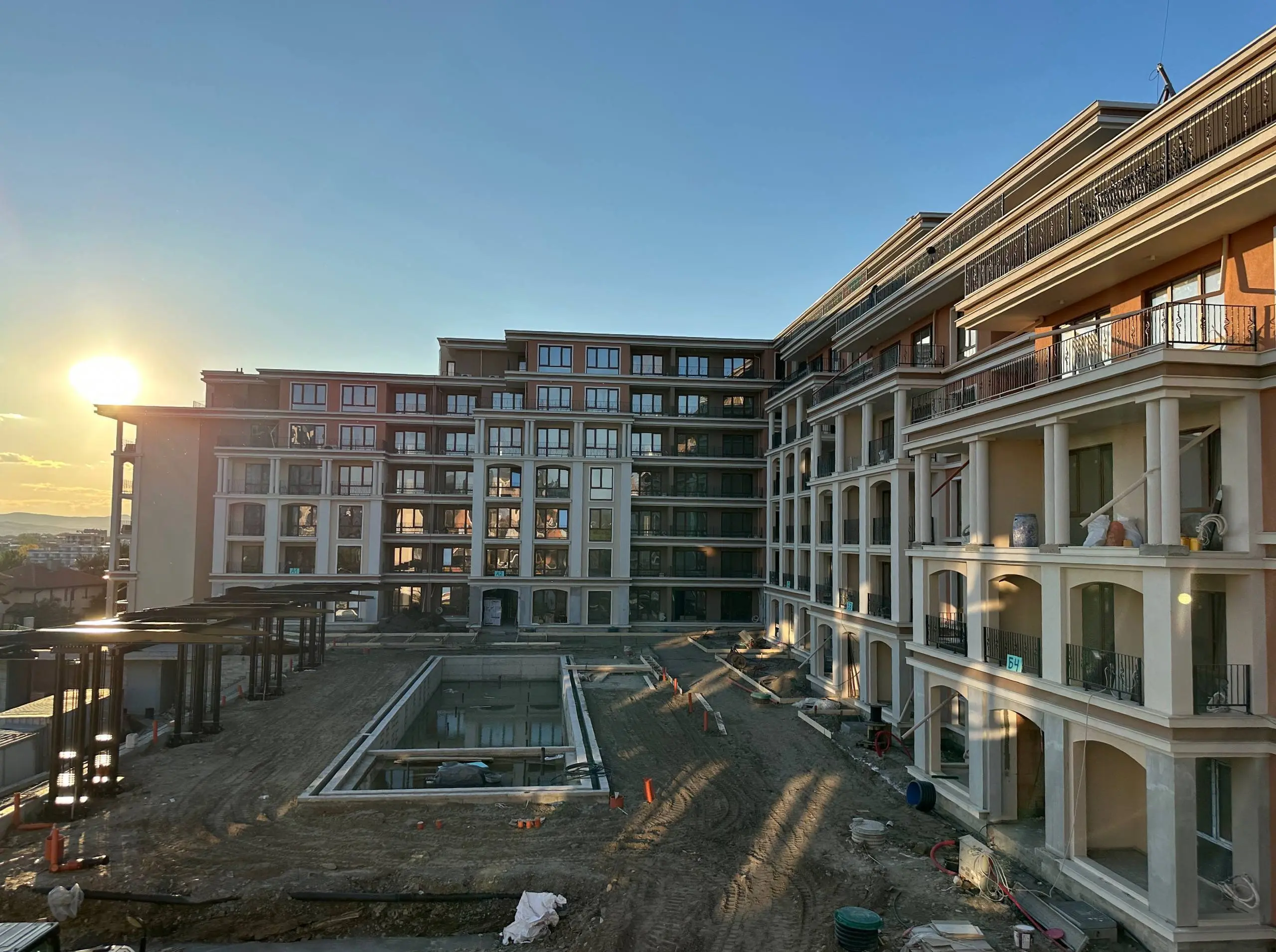 Двухкомнатная квартира в комплексе Green Fort Suites (рассрочка)