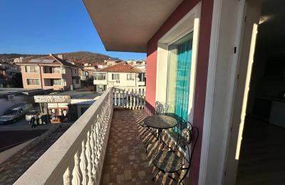 Двухкомнатная квартира в комплексе Roel Residence