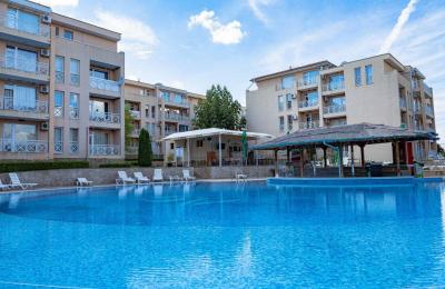 Студия в комплексе Sunny Day 6