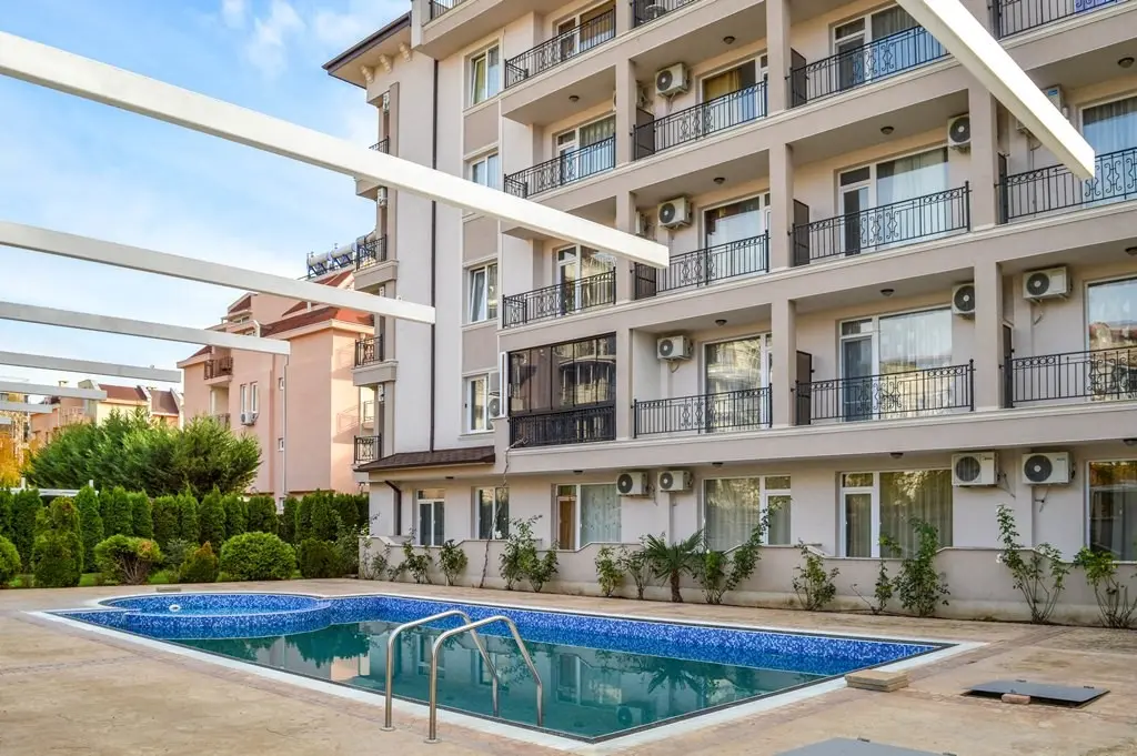 Студия в комплексе Persani 3