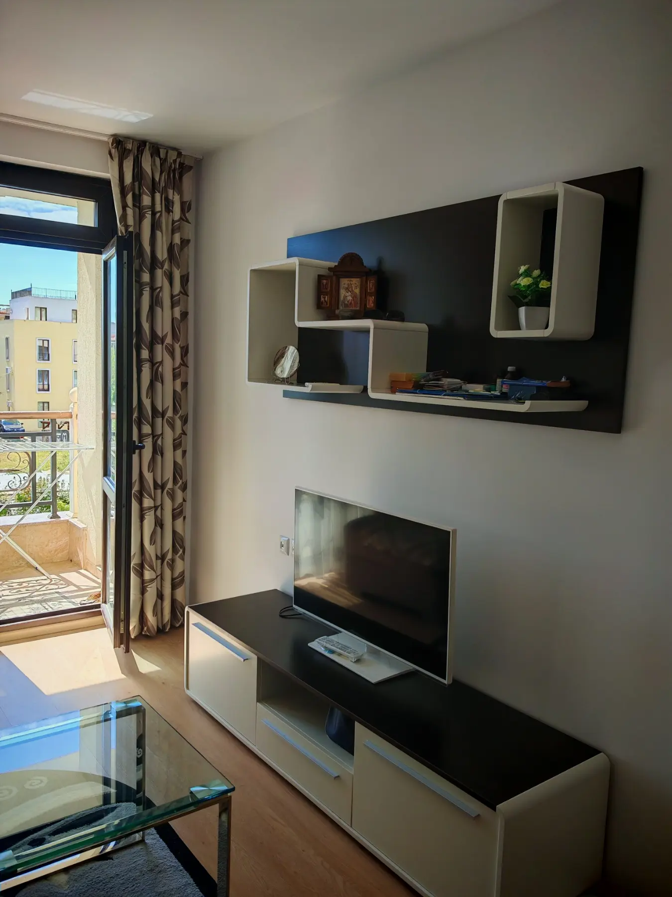 Двухкомнатная квартира в комплексе Радуга 2